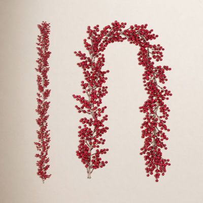 71" Berry Christmas Garland