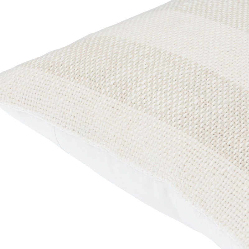 Coussin Kesha, Ivoire, 22 po x 22 po, Duvet