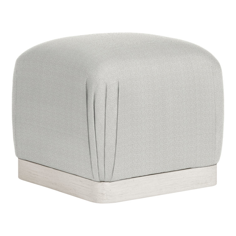 Nola Ottoman