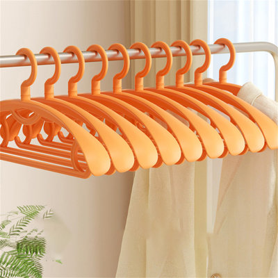 Cintre standard en plastique antidérapant Noreda pour robe / chandail / chandail