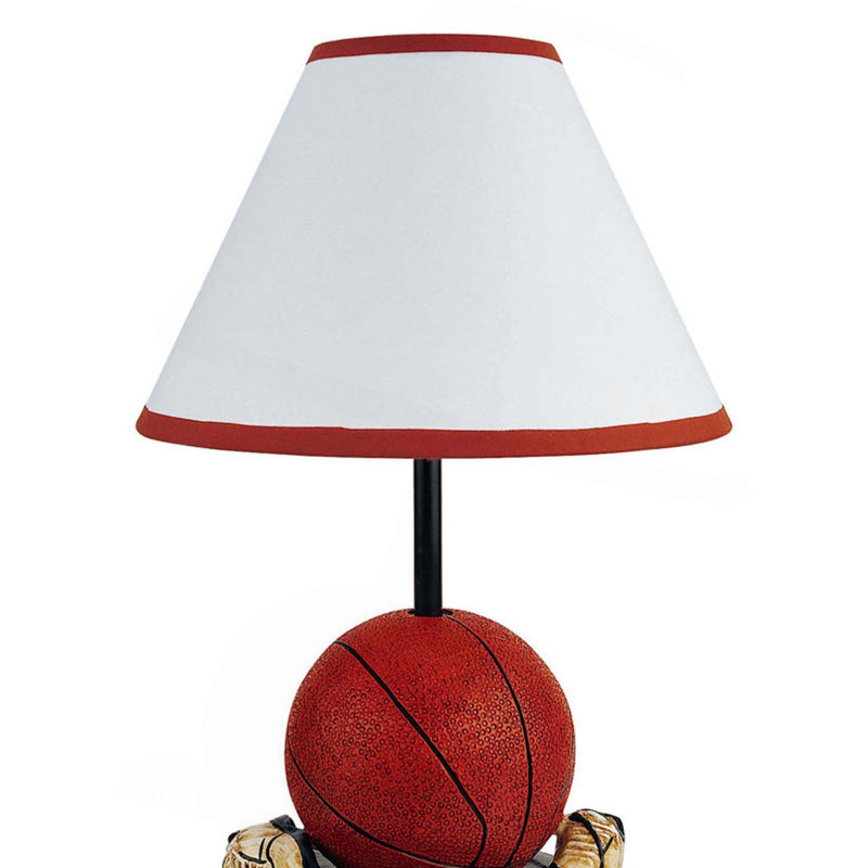 Lampe de table haute 15 po en polyrésine, forme de ballon de sport, abat-jour cône en lin