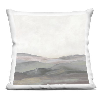 Coussin décoratif gris à imprimé de montagnes brunes par J: L Design