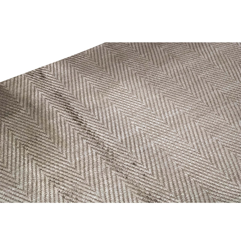 Tapis unique brun clair de 7 pi 9 po x 9 pi 9 po
