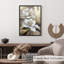 Impression florale blanche de magnolias blancs sur fond doré-2056531074