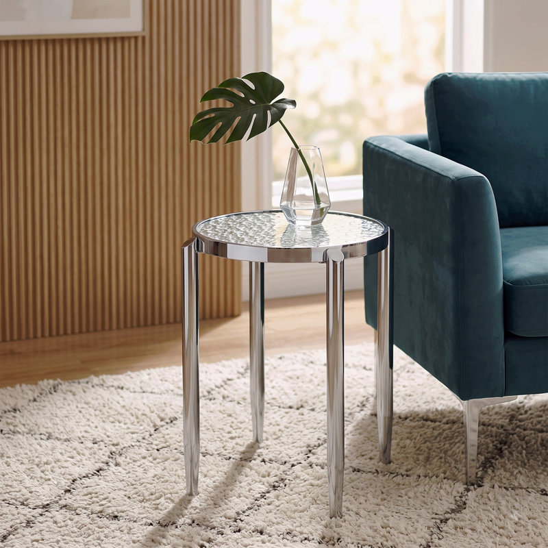 Table d'appoint ronde chromée avec pieds extérieurs fuselés