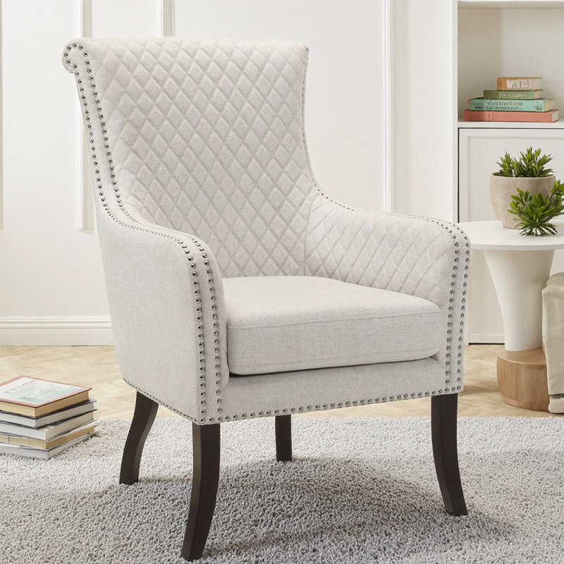 Chaise d'appoint matelassée Classic Luxury avec revêtement beige, garniture cloutée et structure en bois massif