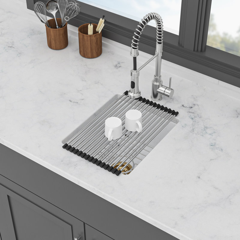 Évier de cuisine en quartz blanc durable, style compact et moderne pour les petites cuisines