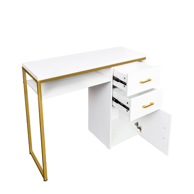 Bureau d'ordinateur blanc