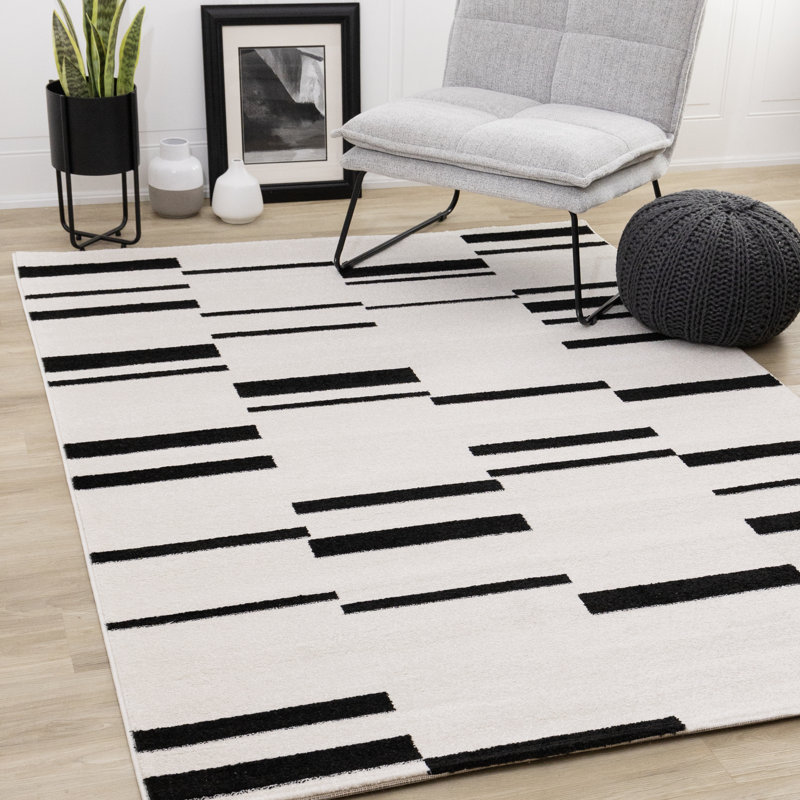 Tapis noir Torrica, Rectangle 7 pi 10 po x 10 pi 6 po