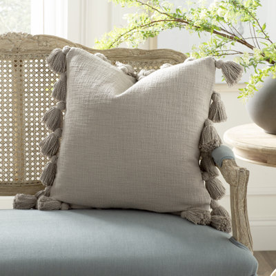 Woven Cotton Slub Pillow with Tassels