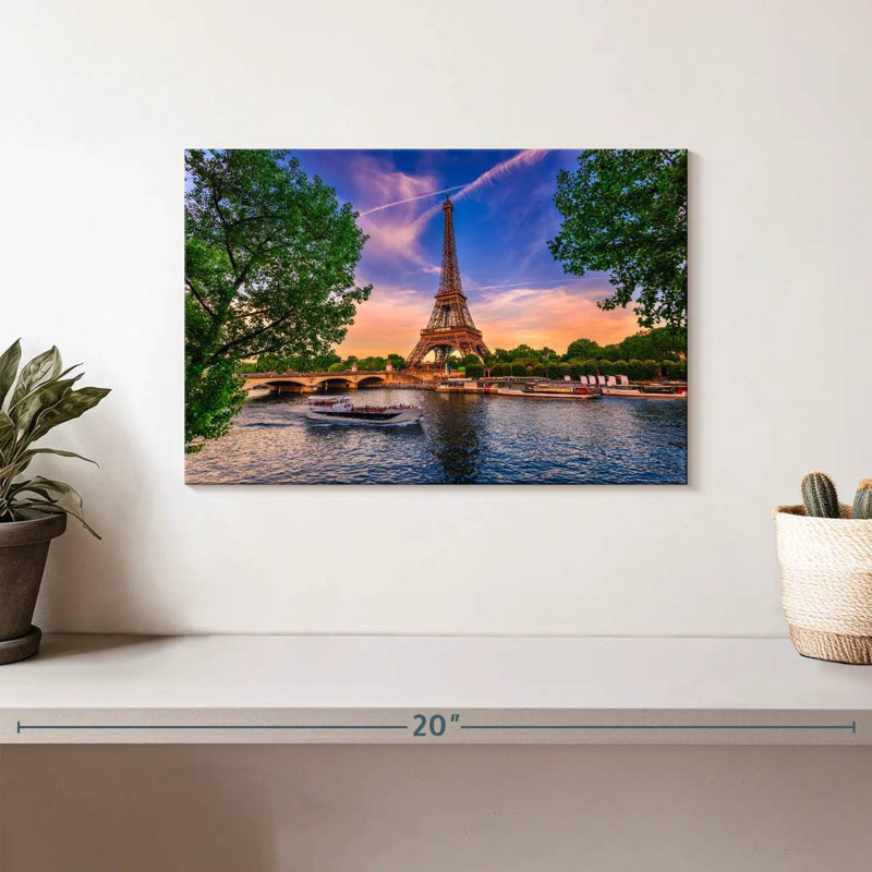 Ravi Paris Eiffel Tower, 8" H x 12" W
