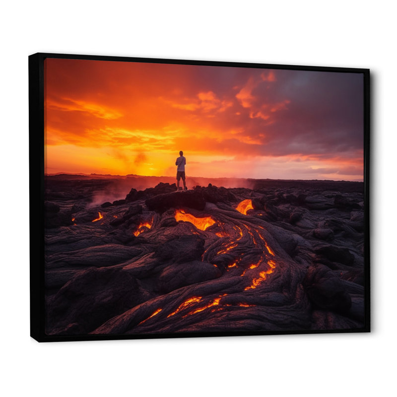 Hawaiian Volcano Landscape II, reproduction d'art sur toile, Cadre flottant noir, H 16 po x l 32 po x P 1 po