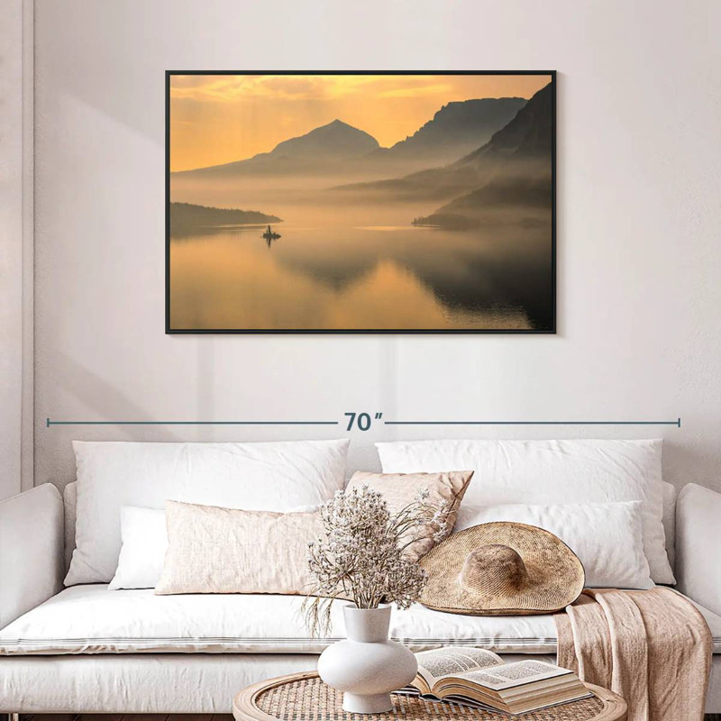 Saint Mary Mountain Lake, Cadre flottant noir, 43" X 29"