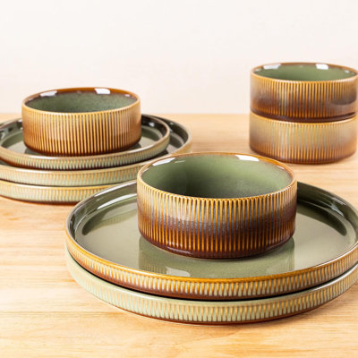 Services de vaisselle en céramique pour 4, 12 assiettes et bols en porcelaine légers, ensemble de vaisselle résistant aux égratignures, va au micro-ondes et au lave-vaisselle, terre d'ombre