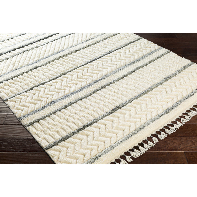 Meknes Wool Floral Area Rug, Rectangle 2' x 3'