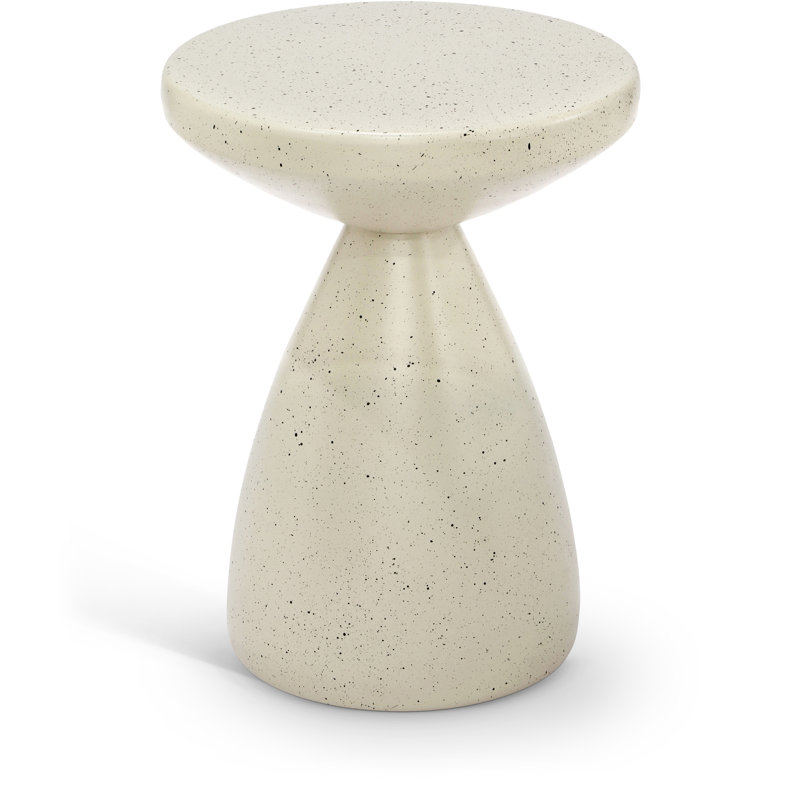 Table d'appoint en fer Anika Hendershot, Crème Terrazzo