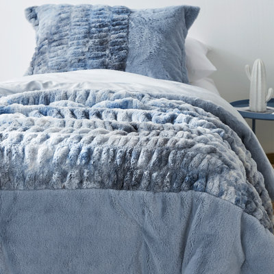 Coma Inducer Badland Wolf Faux Fur Oversized Comforter Set