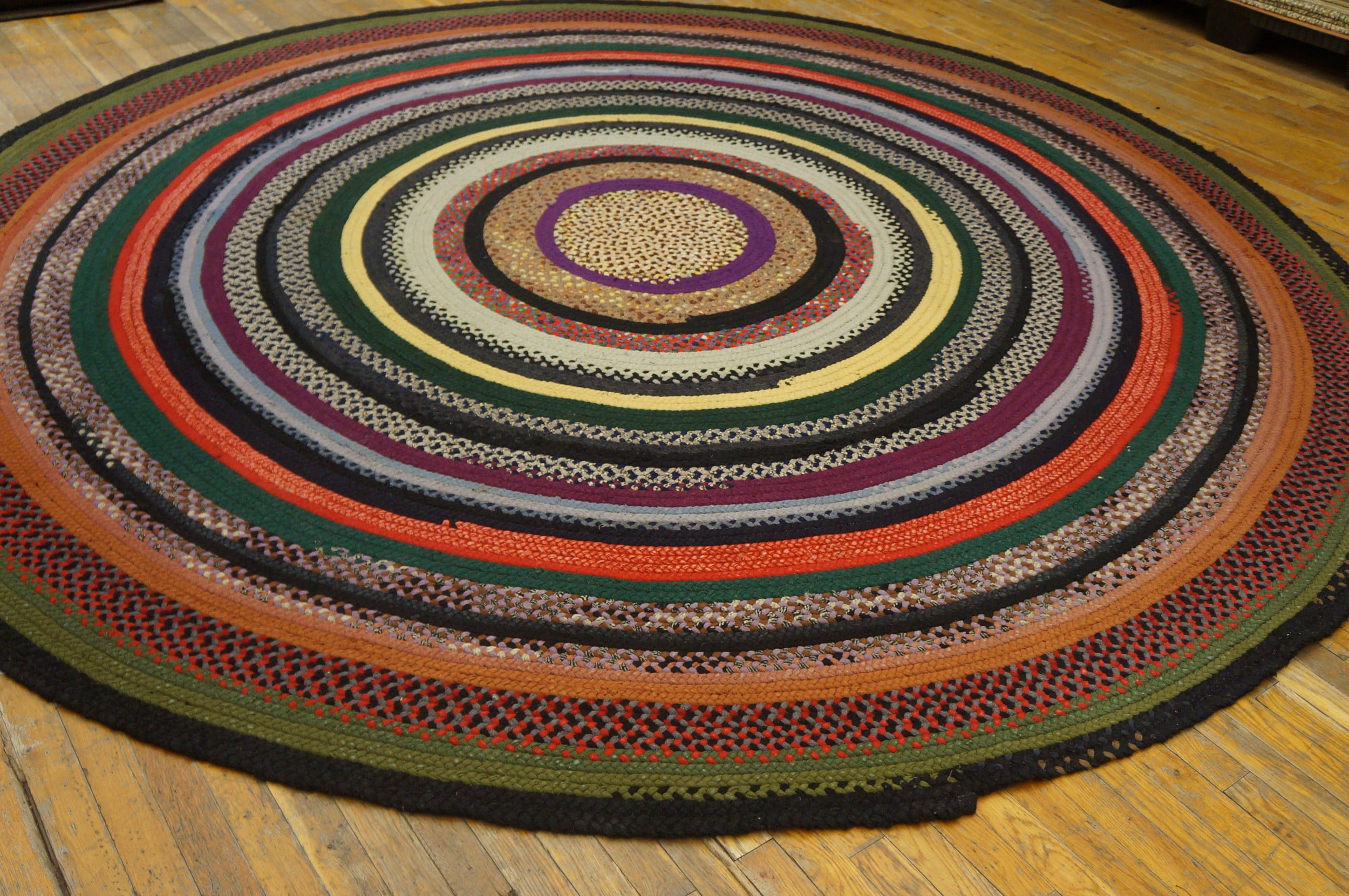 Rugs On Net Round Shape Circular Pattern Antique American Braided Rug ...