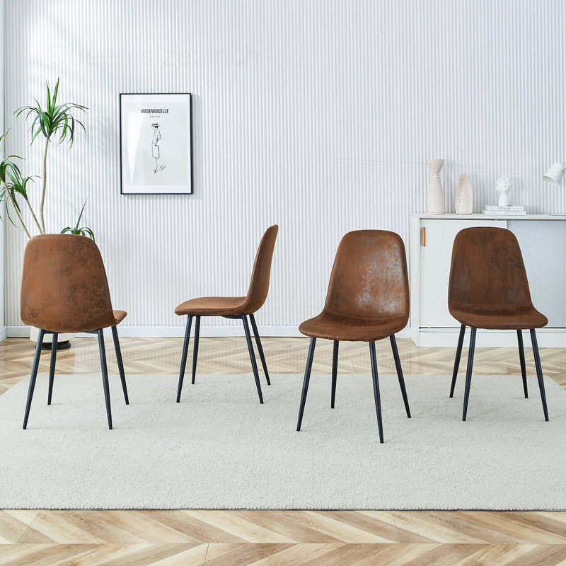 4 chaises de salle à manger de style médiéval moderne