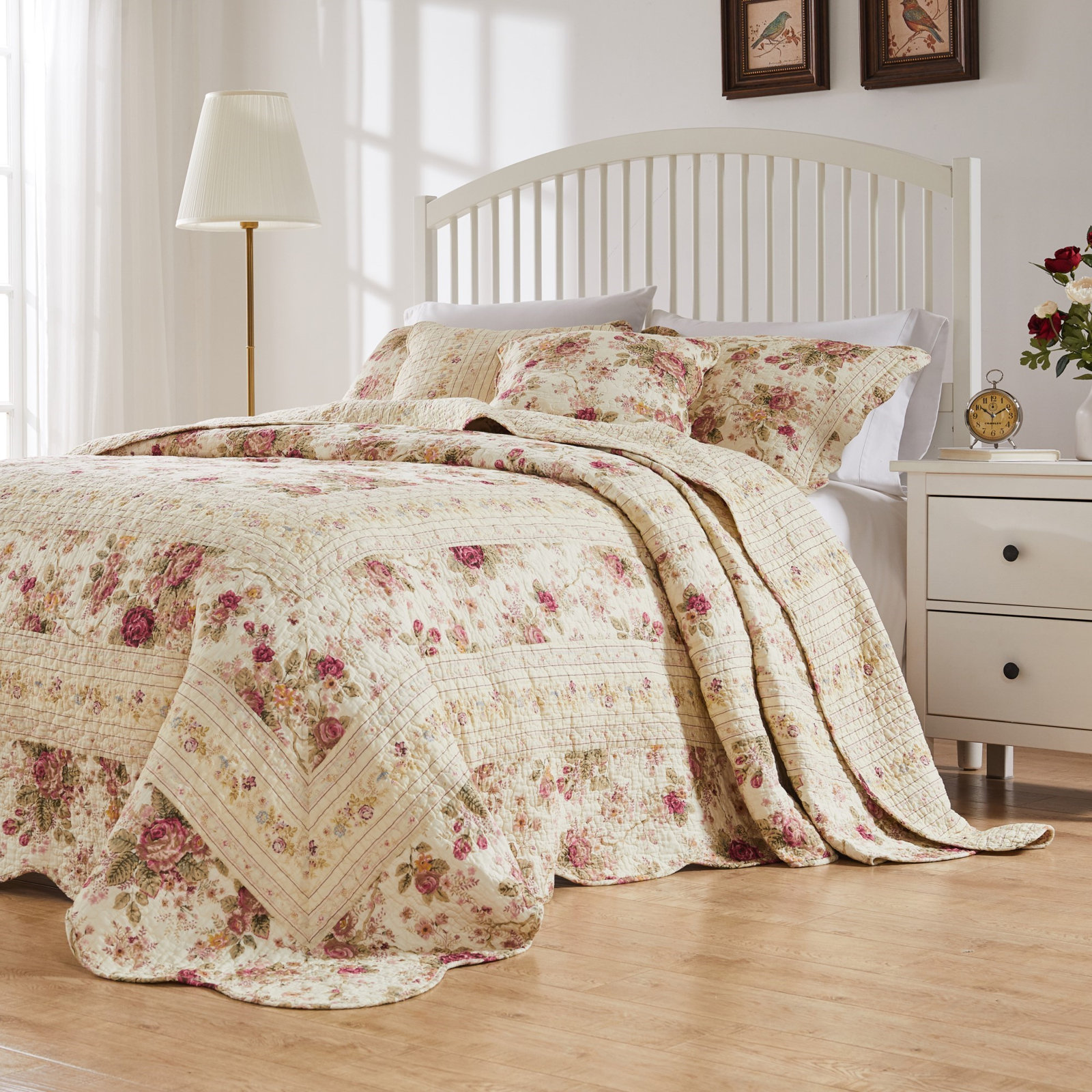 Antique Rose Cotton Reversible Quilt Set, King Quilt + 2 Shams, Ecru