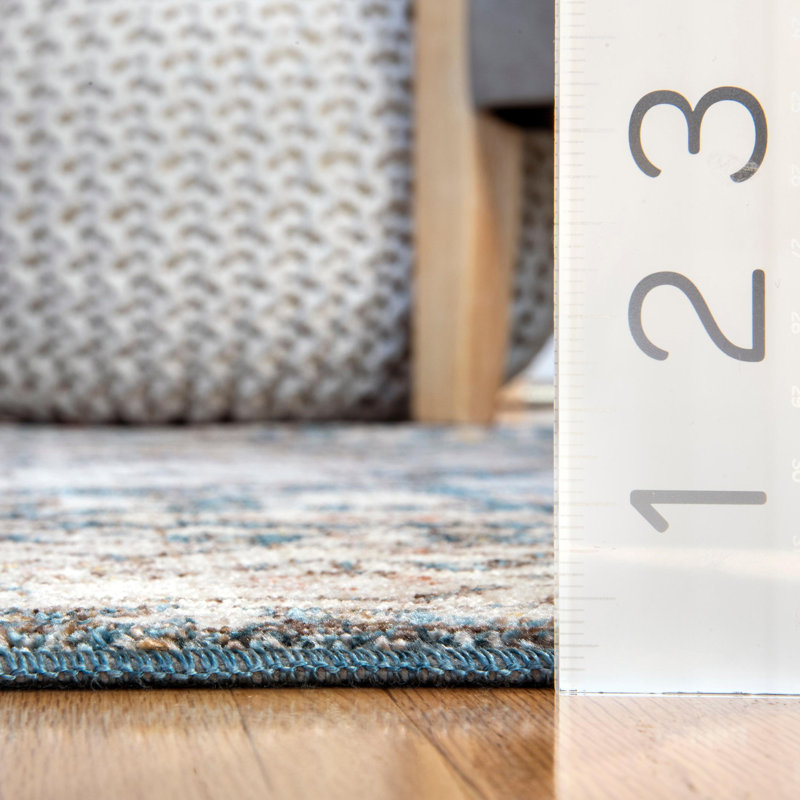 Tapis bleu, Rectangle 6 pi 7 po x 9 pi 4 po