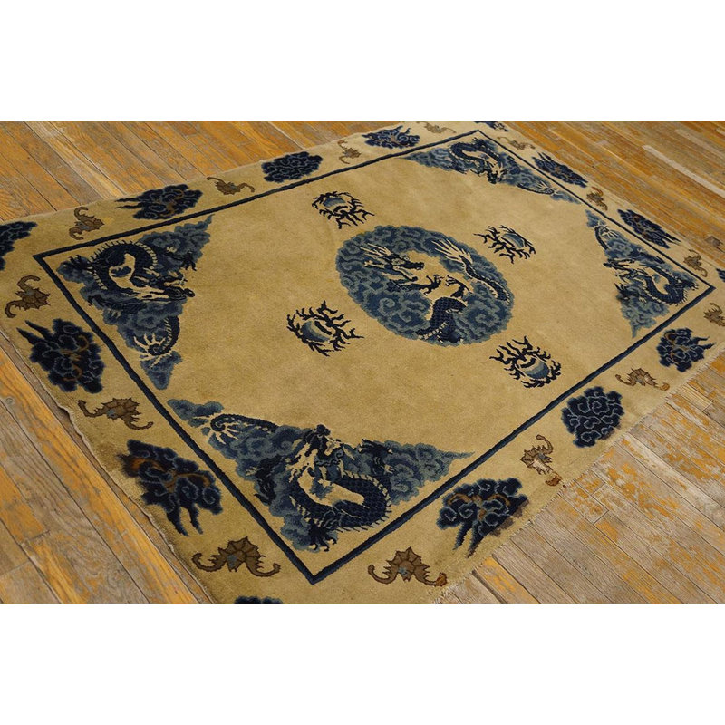 Tapis brun clair à motif de baotou chinois des années 1900 et beige 3 pi 10 po x 6 pi 2 po