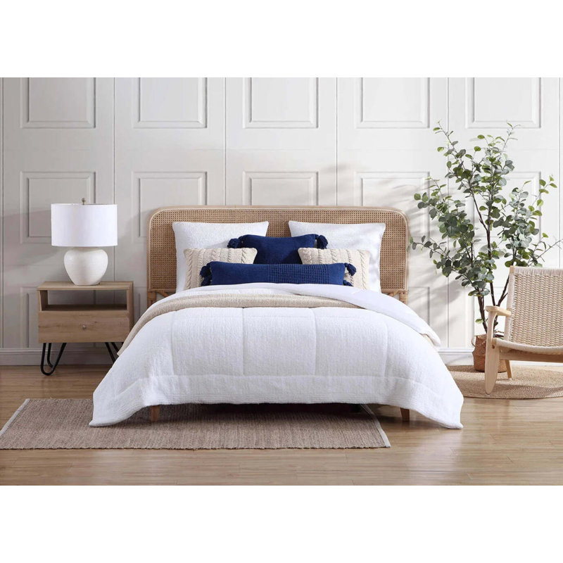 Snug Comforter, King Comforter, Clear White