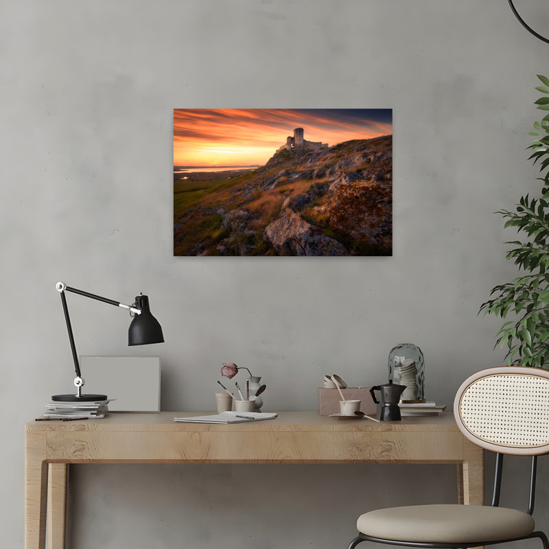 Ruines de château au coucher du soleil doré - Paysage de montagne romantique et paisible - Affiche murale, H 16 po x l 24 po