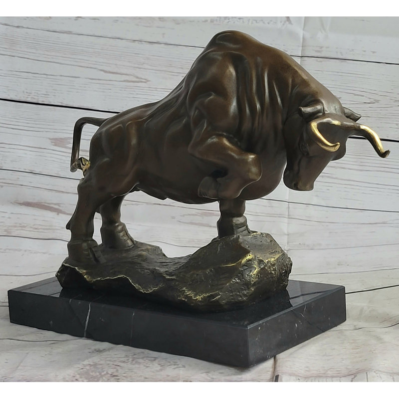 Figurines et sculptures Tuyen