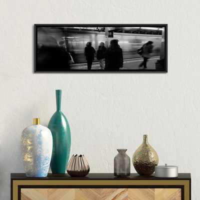 « inversed motion view, times, la station de métro carrée, new york city, new york, usa », reproduction de photo sur toile