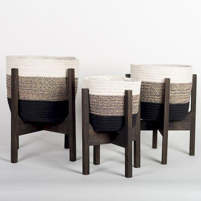 Brubaker Pot Planter