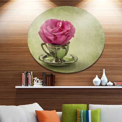 «Red Rose in Cup and Saucer», impression
