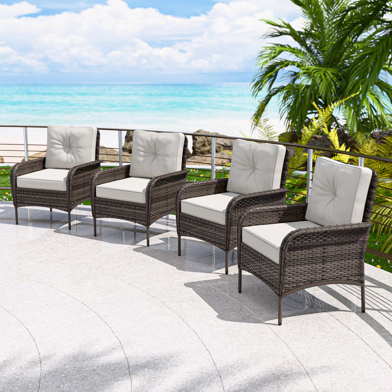 Suezanne Outdoor Lounge Chair