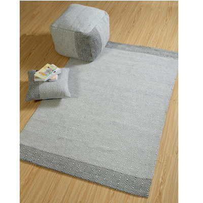 Tapis décoratif gris tissé à plat à la main prevatte