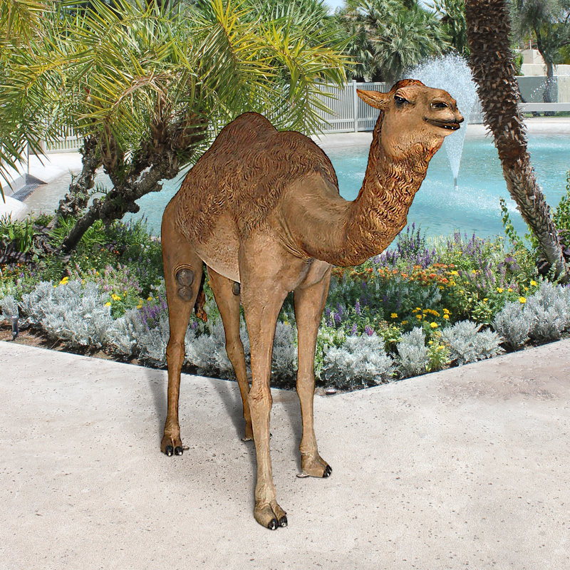 Grand-Scale Desert Camel Statue