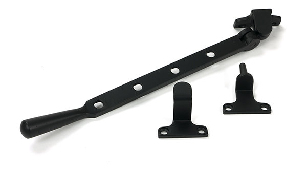 Newbury Stay (Steel Window), 27.6cm H x 3cm W x 1.3cm D, Matt Black