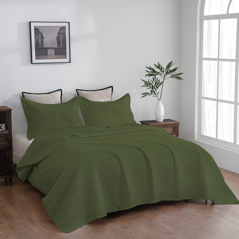 Microfiber Embossed Bedspread Set, Twin Quilt + 1 Standard Sham + 1 Standard Pillowca, Olive Green