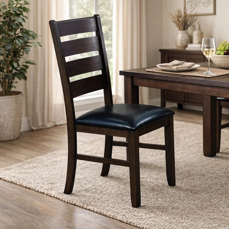 Chaise en bois massif Molinaro