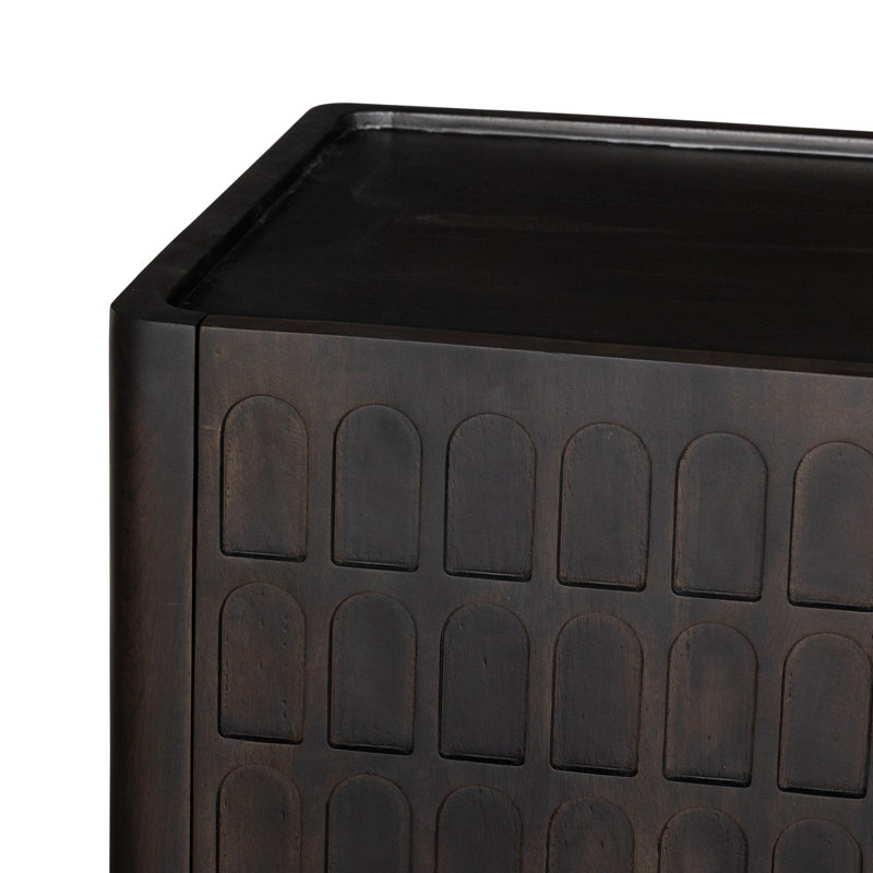 Essie Media Console
