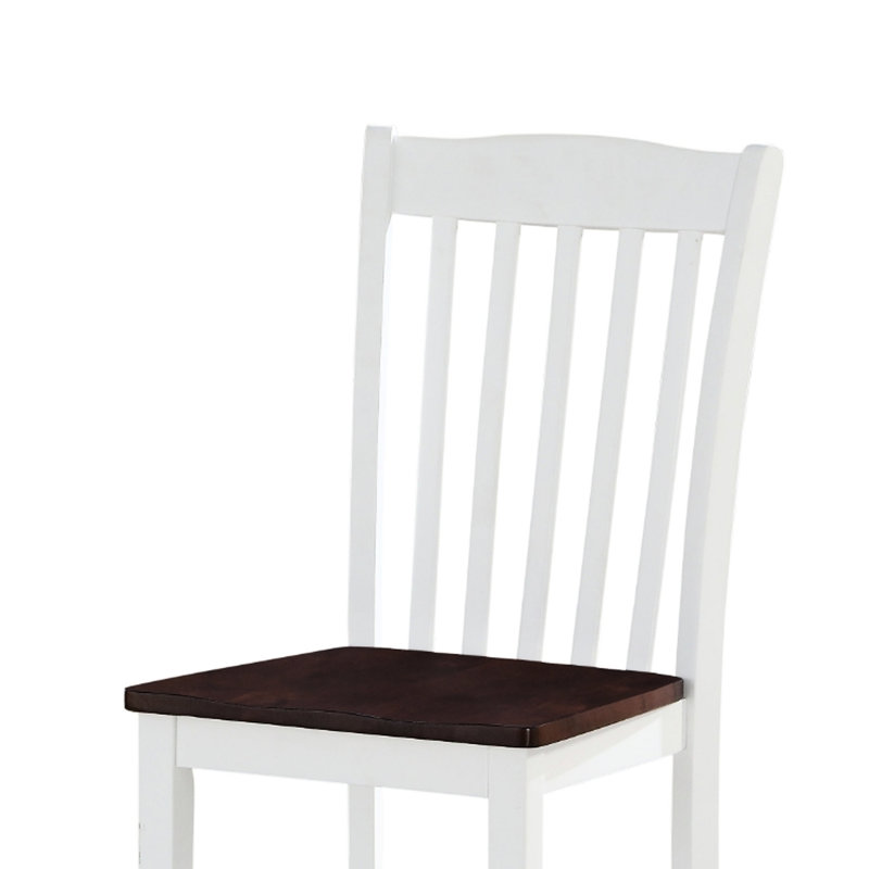 2 chaises d'appoint blanches et noyer - Design moderne et classique avec un aspect rustique et un aspect épuré. 2 dossiers à lattes sophistiqués.