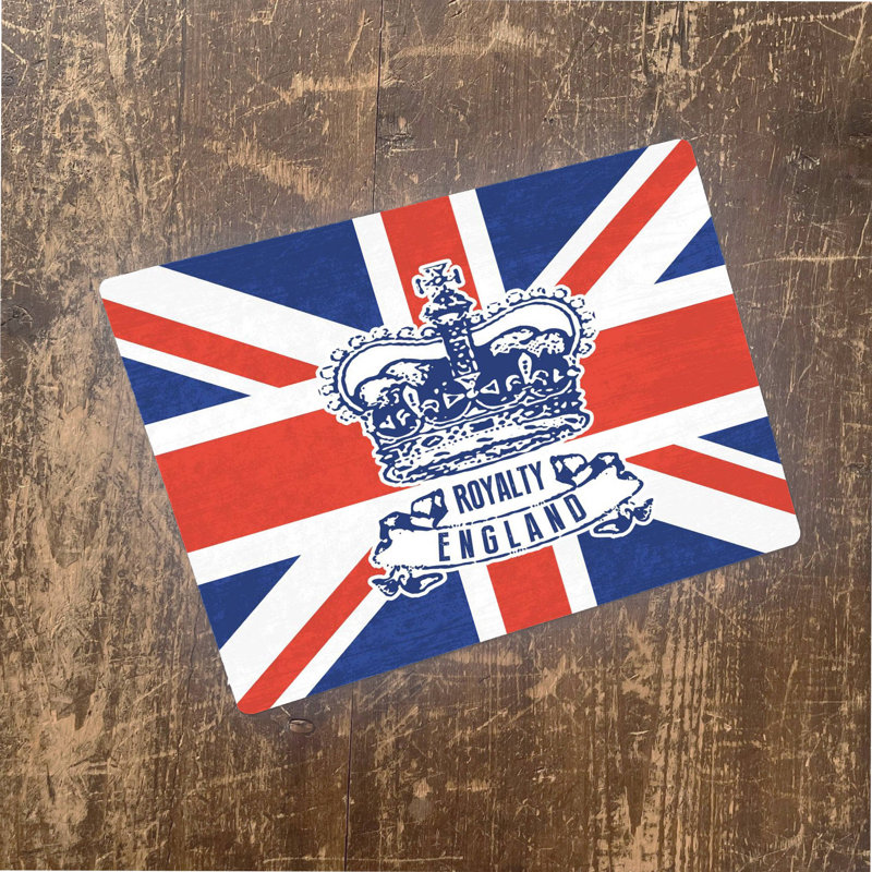 Grunge British With Crown Metal Wall Décor, 20cm H x 25cm W