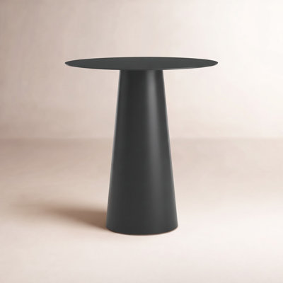 Circula Round Dining Table