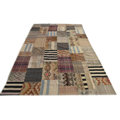 7x10 Phillips Multi Rug