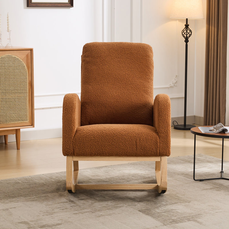 Chaises berçantes, Tissu caramel flou