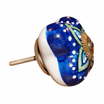 Handpainted Bair 3/2" Length Novelty Knob Multipack