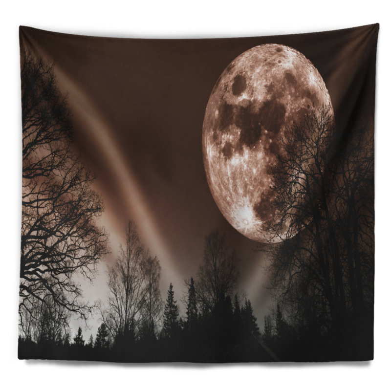 Tapisserie «Landscape Moon Rise over Dark Trees», H 32 po x l 39 po