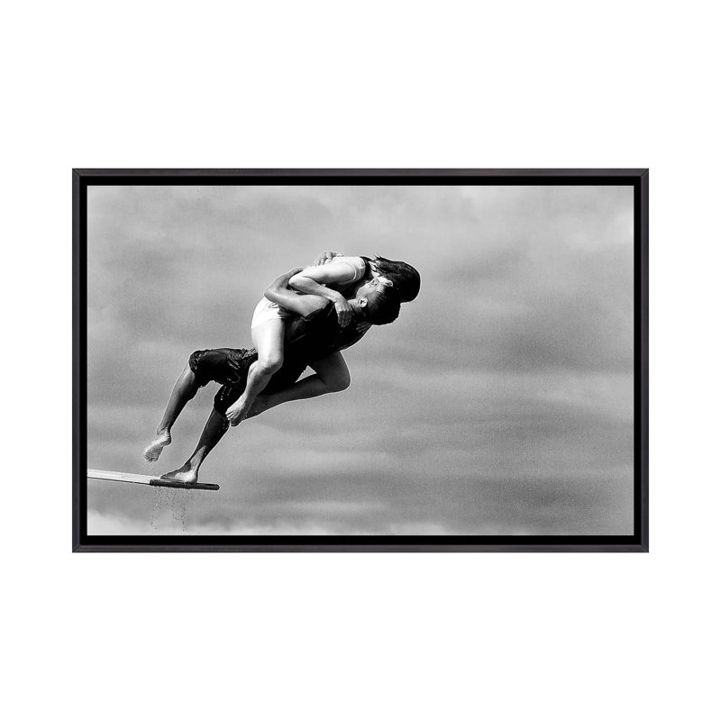 « the point of no retour », impression, H 18 po x l 26 po x P 1,5 po, Toile avec cadre noir patiné