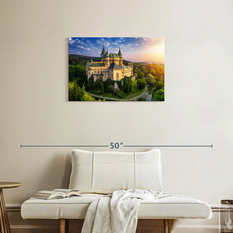 Lilie Majestic Bojnice Castle, 20" H x 30" W