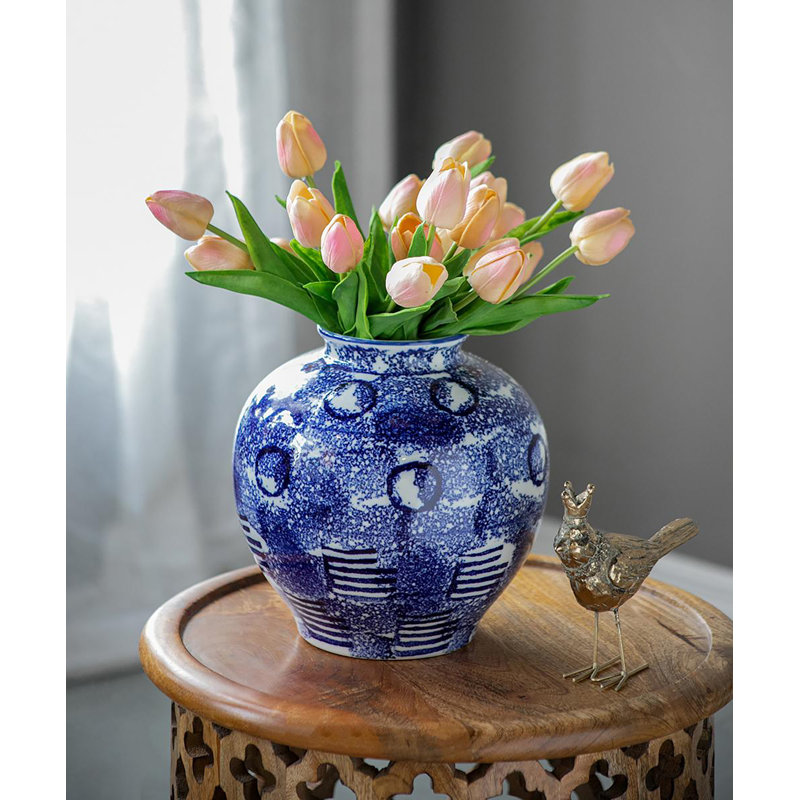 Laderas Table Vase