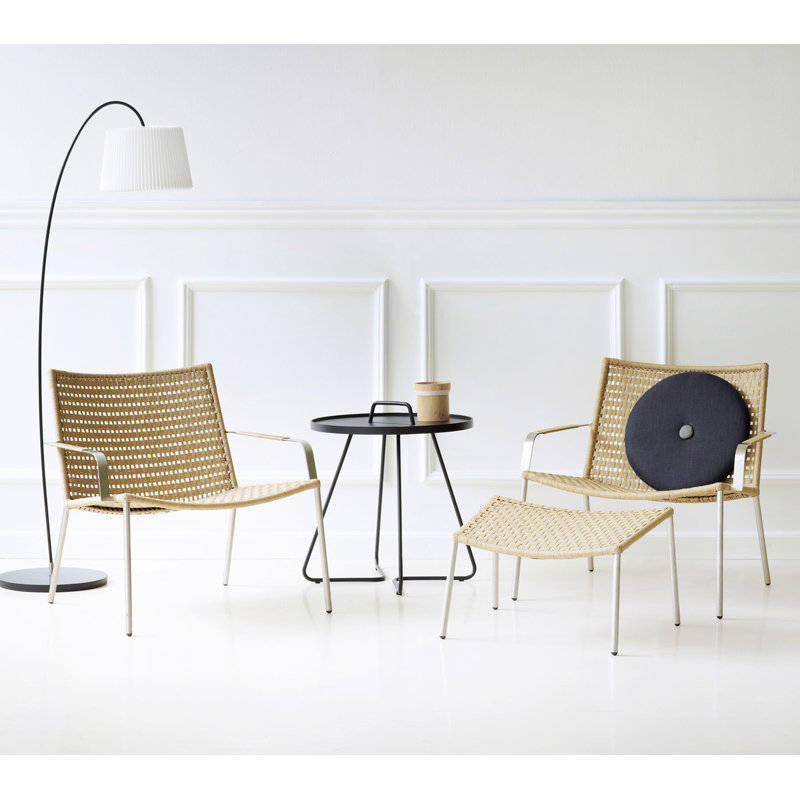 On-the-Move Outdoor Round Side Table, 17.4", Black